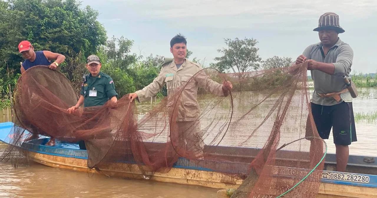 បង្រ្កាបបទល្មើស ៤ករណី នៅក្នុងភូមិសាស្ត្រស្រុកព្រៃឈរ ជំនាញខណ្ឌជលផល  បានបំផ្លាញឧបករណ៍ល្មើសជាច្រើន និងលែងកូនត្រីចម្រុះចូលបឹងធម្មជាតិវិញ