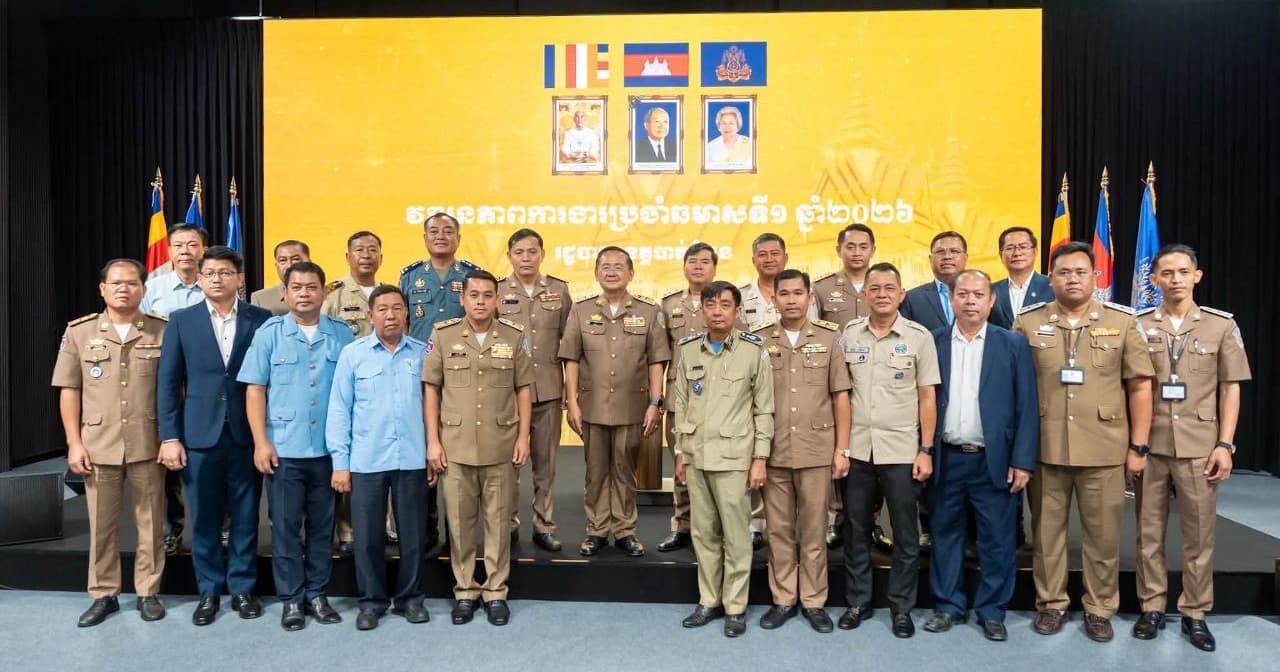 ឯកឧត្តម សុខ លូ អញ្ជើញផ្តល់បទសម្ភាសន៍ដល់ស្ថានីយ៍វិទ្យុ និងទូរទស្សន៍មហាផ្ទៃ ស្ដីពី វឌ្ឍនភាពការងារសម្រេចបាន ប្រចាំឆមាសទី១ របស់រដ្ឋបាលខេត្តបាត់ដំបង