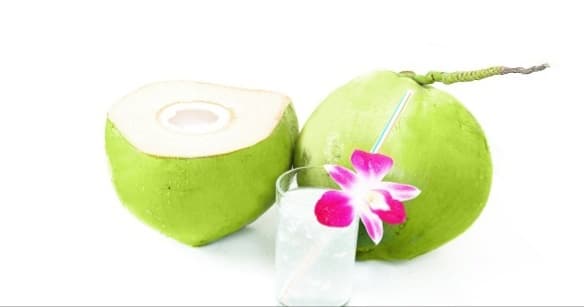 អត្ថប្រយោជន៍ដ៏ប្រសើរនៃការទទួលទាន “ទឹកដូង” ចំពោះសុខភាពរាងកាយ