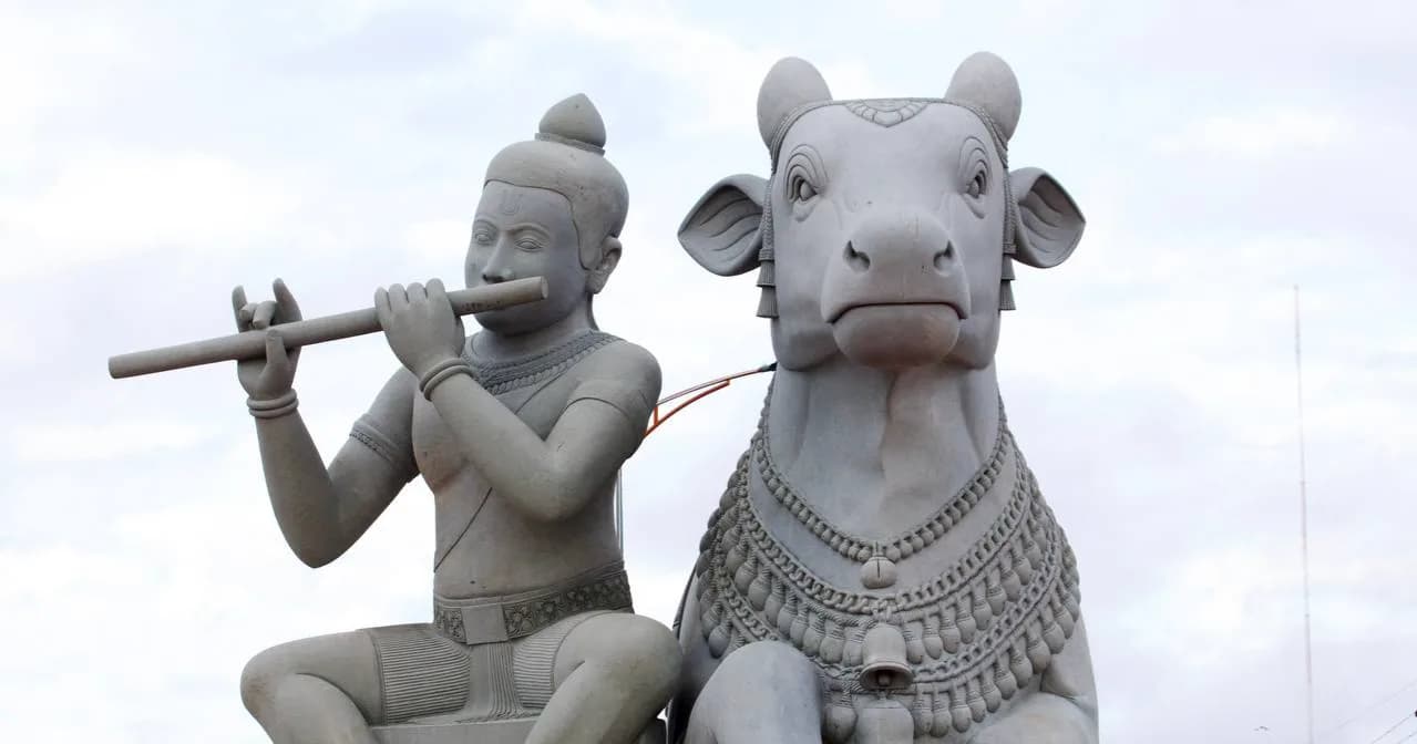ពិធីជាប្រវត្តិសាស្ត្រមួយ ដោយបានដង្ហែ និងលើករូបសំណាក «ព្រះគោ ព្រះកែវ»មកតម្កល់លើបល្ល័ង្ក