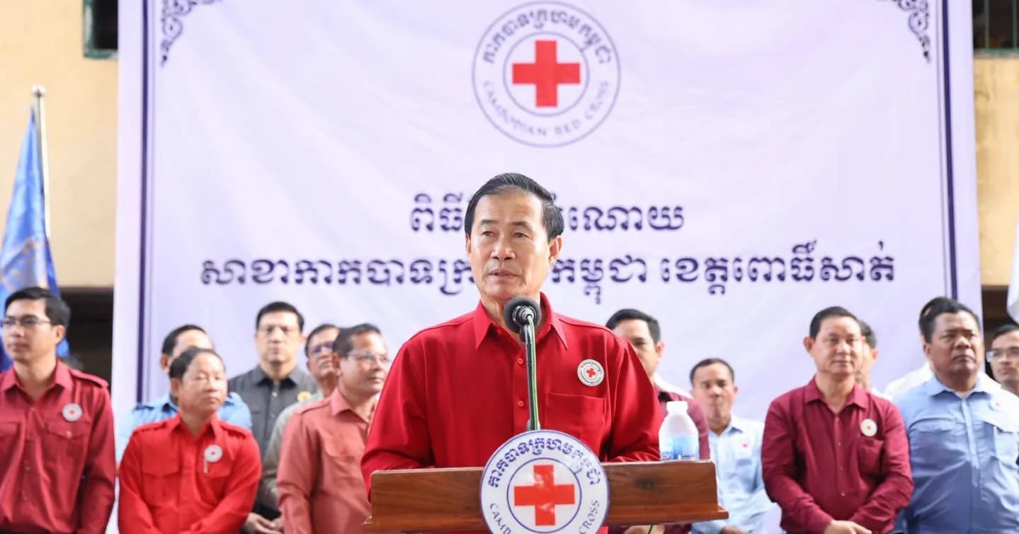ឯកឧត្តម ខូយ រីដា អញ្ជើញនាំយកអំណោយមនុស្សធម៌របស់កាកបាទក្រហមកម្ពុជា ជូនប្រជាពលរដ្ឋរងគ្រោះដោយគ្រោះរាំងស្ងួត ១.១០០គ្រួសារ ក្នុងស្រុកតាលោសែនជ័យ