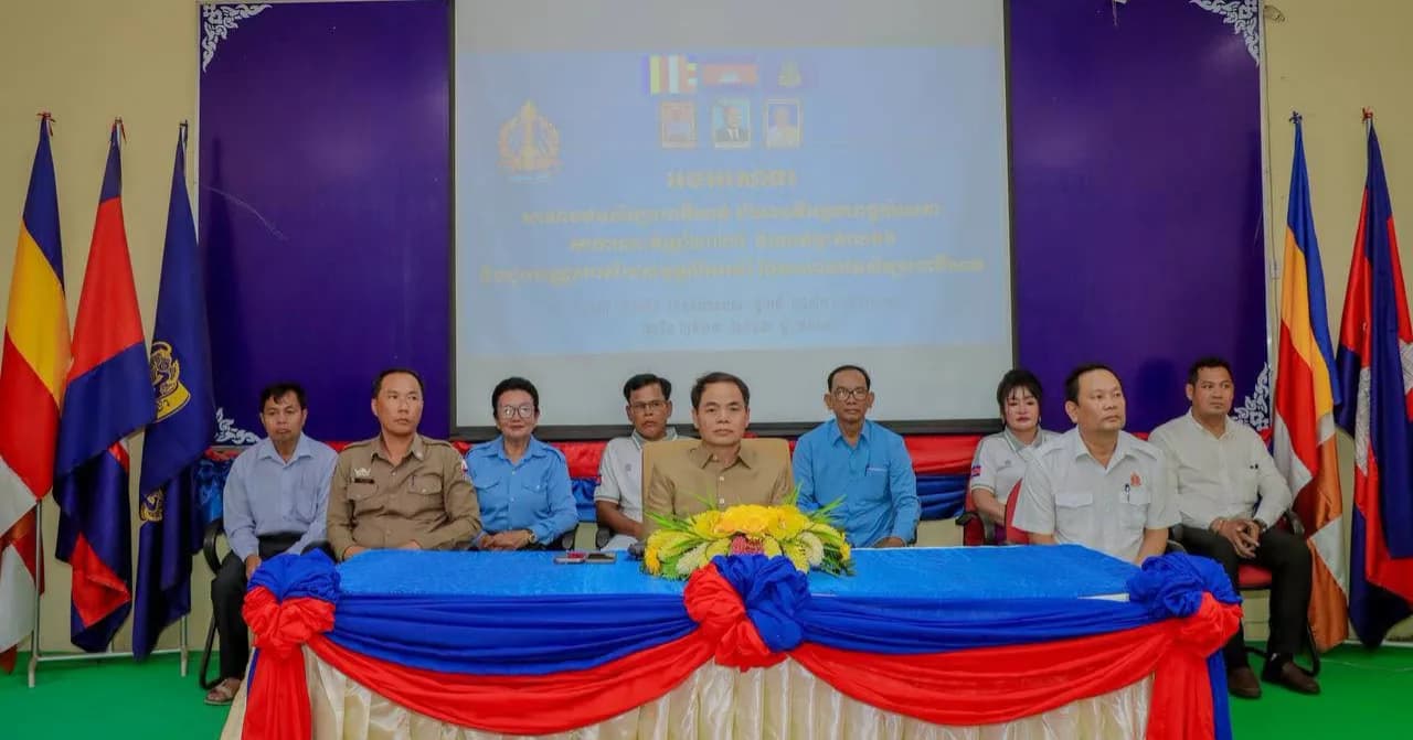 សាលាបឋមសិក្សាពោធិ៍សាត់ ជាប់ជាអង្គភាពផ្តល់សេវាសាធារណៈគំរូថ្នាក់ជាតិលេខ៦ ឆ្នាំ២០២៥